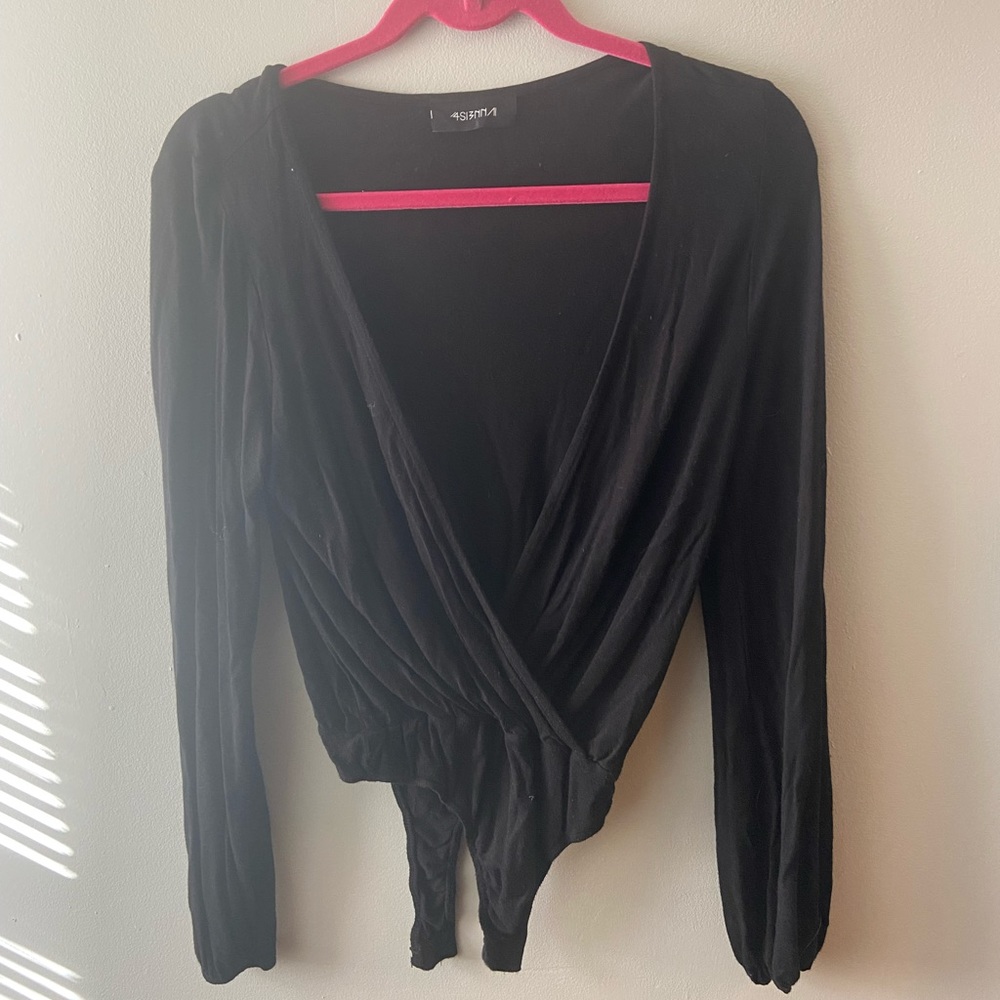 Black Low-Cut Bodysuit Size (S-M)